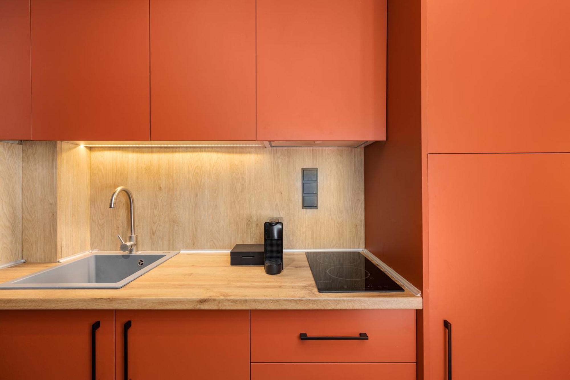 The 8 Suites Polychrono Luaran gambar
