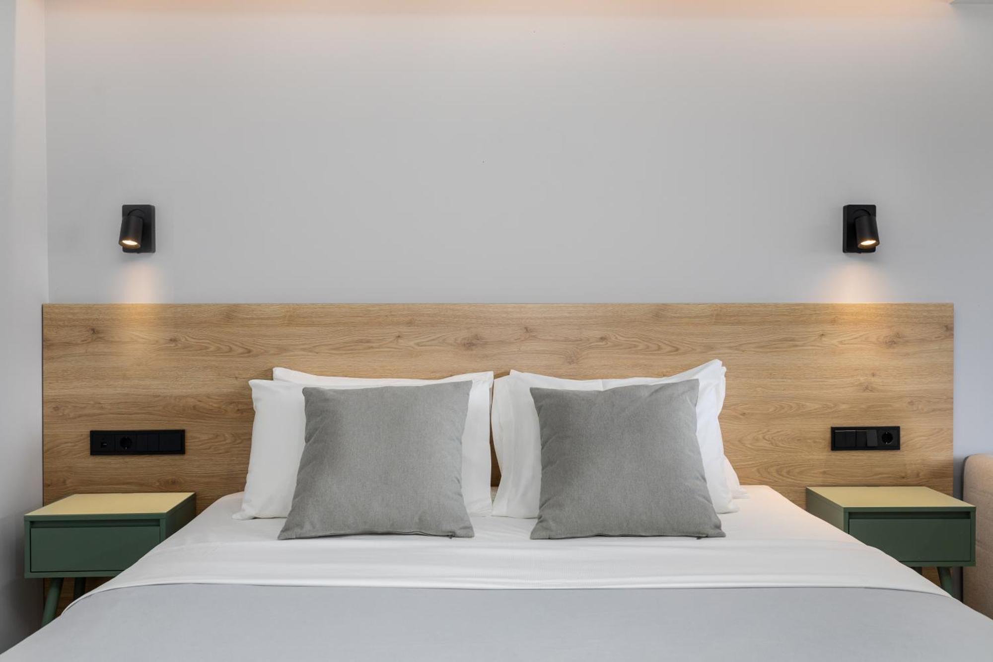 The 8 Suites Polychrono Luaran gambar