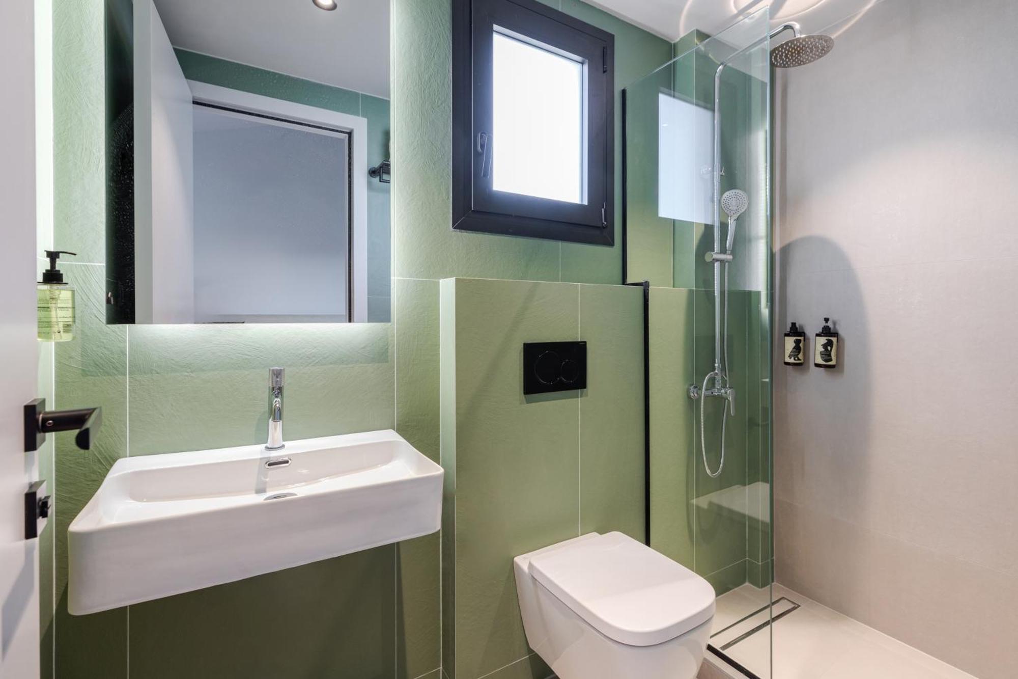 The 8 Suites Polychrono Luaran gambar