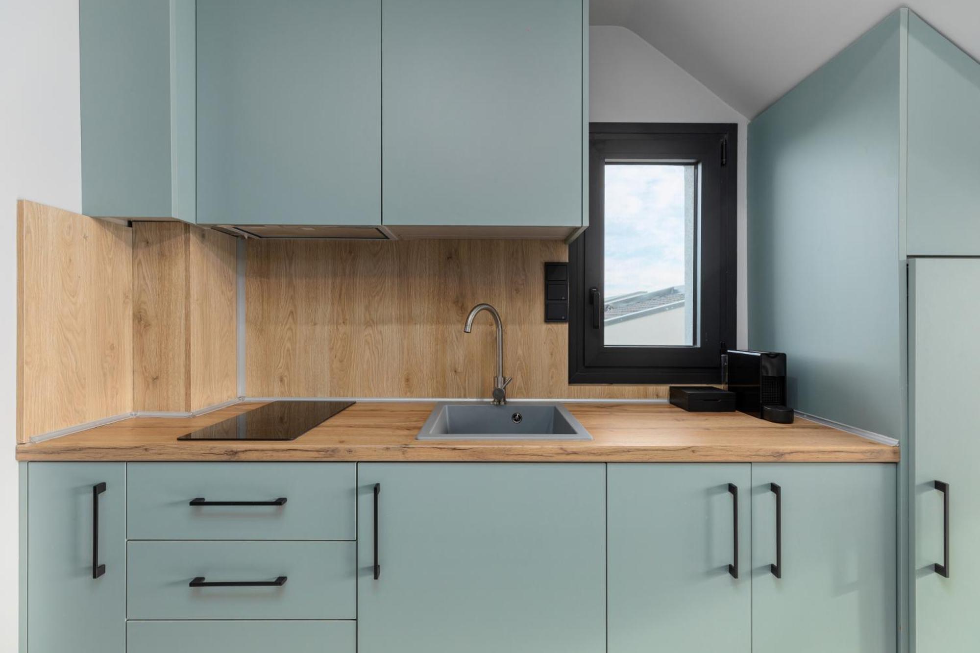 The 8 Suites Polychrono Luaran gambar